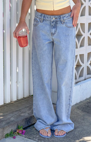 Carrie Light Wash Low Rise Jeans