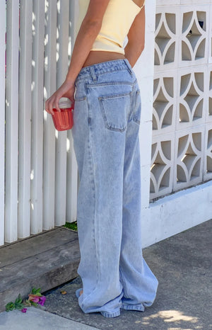 Carrie Light Wash Low Rise Jeans
