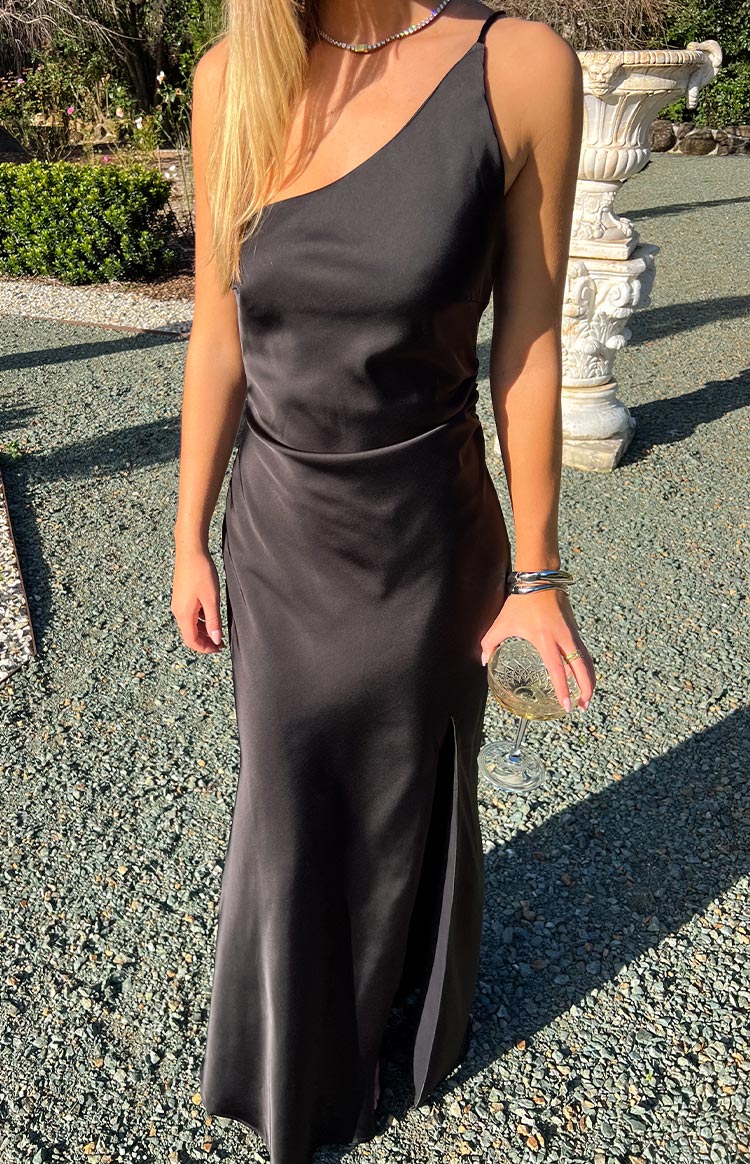 Marriot Black One Shoulder Formal Maxi Dress Image